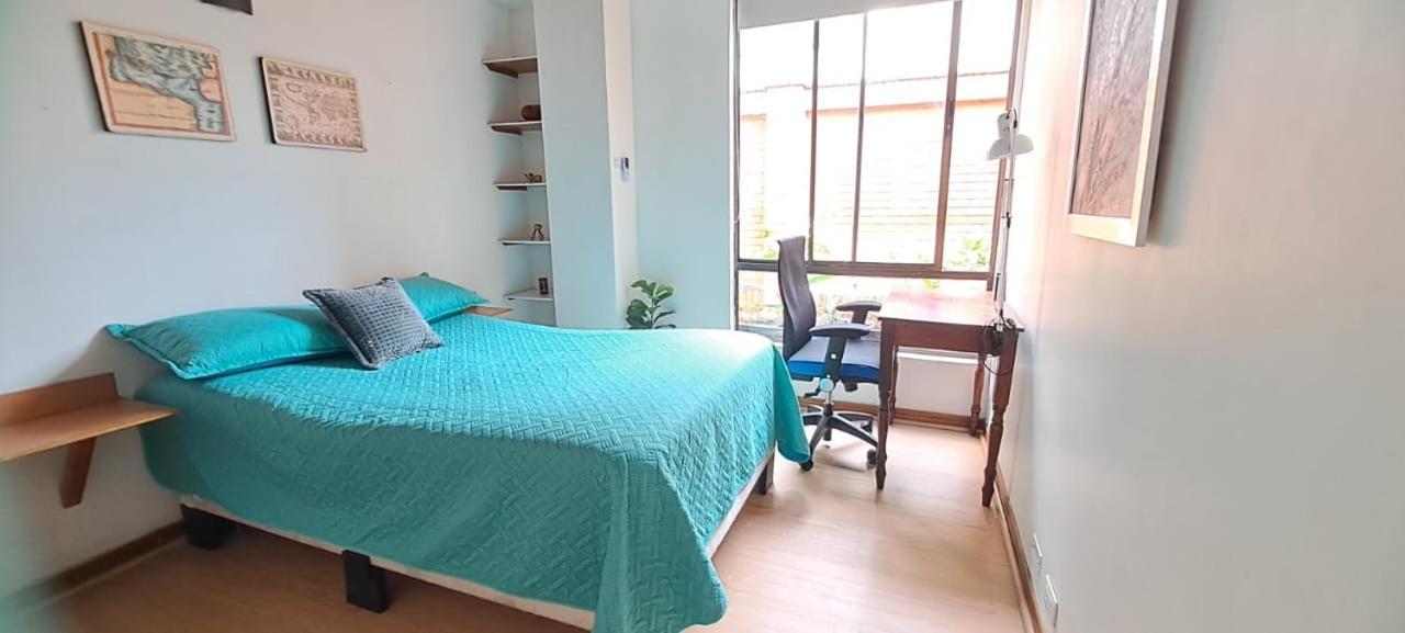 Apartment Comodo En El Poblado Medellin